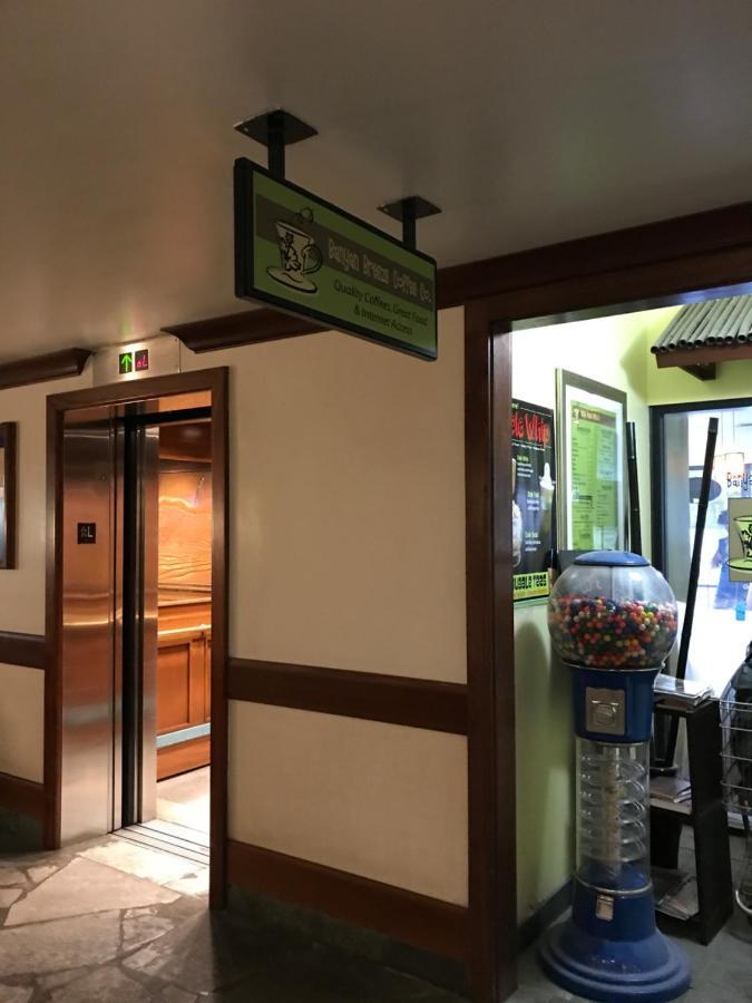דירות הונולולו Waikiki Banyan מראה חיצוני תמונה