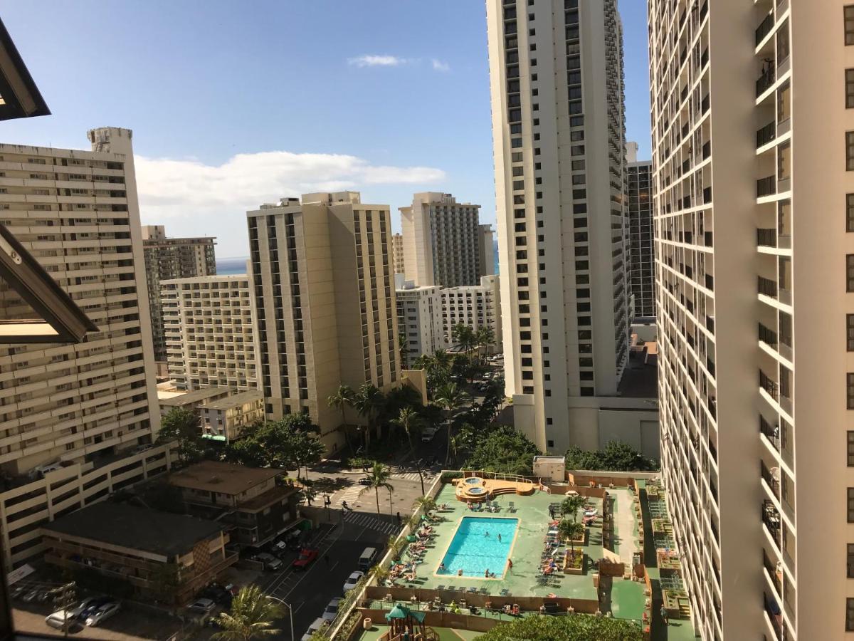 דירות הונולולו Waikiki Banyan מראה חיצוני תמונה