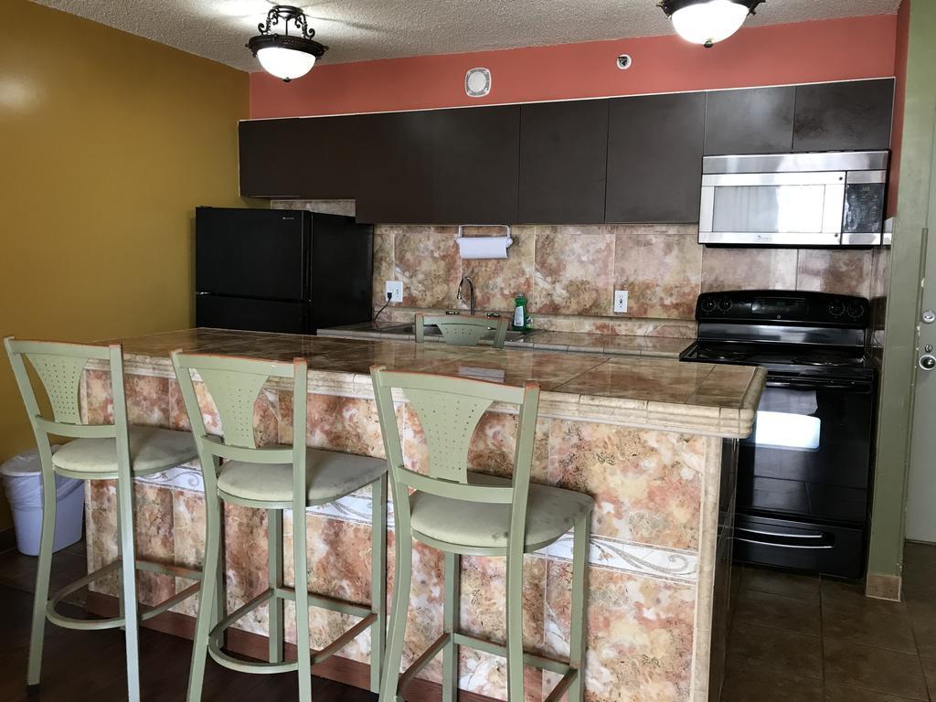 דירות הונולולו Waikiki Banyan מראה חיצוני תמונה